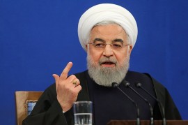 روحانی: مگر یک صندلی ریاست جمهوری چقدر ارزش دارد که آدم بخاطر آن دروغ بگوید