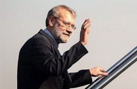 لاریجانی عازم مسقط شد/ برنامه های دبیر شورای عالی امنیت ملی در عمان