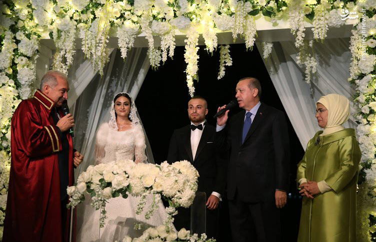 اردوغان در مراسم عروسی یک فوتبالیست+تصاویر
